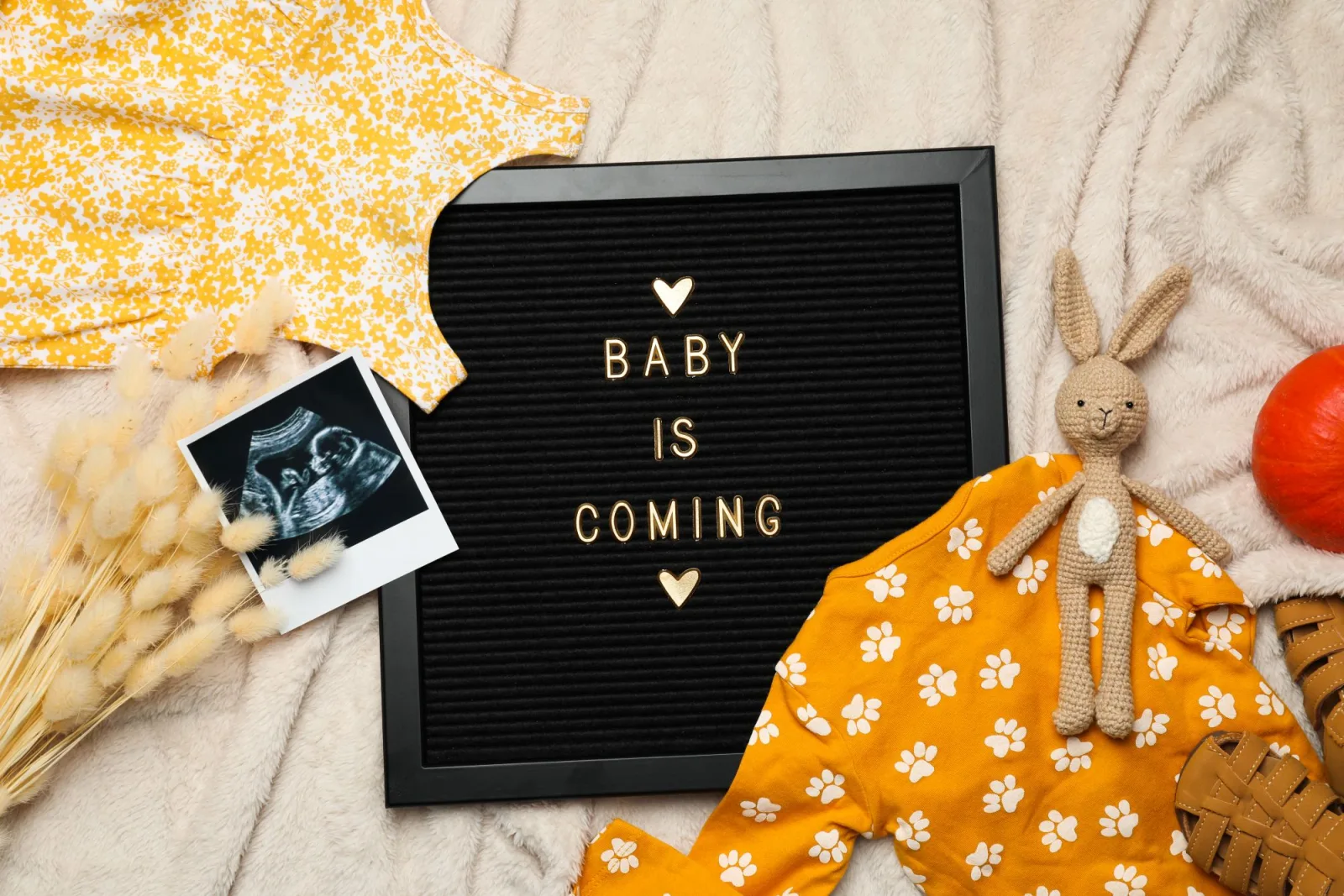 60 Pregnancy Announcement Ideas: Sweet, Funny & Unforgettable