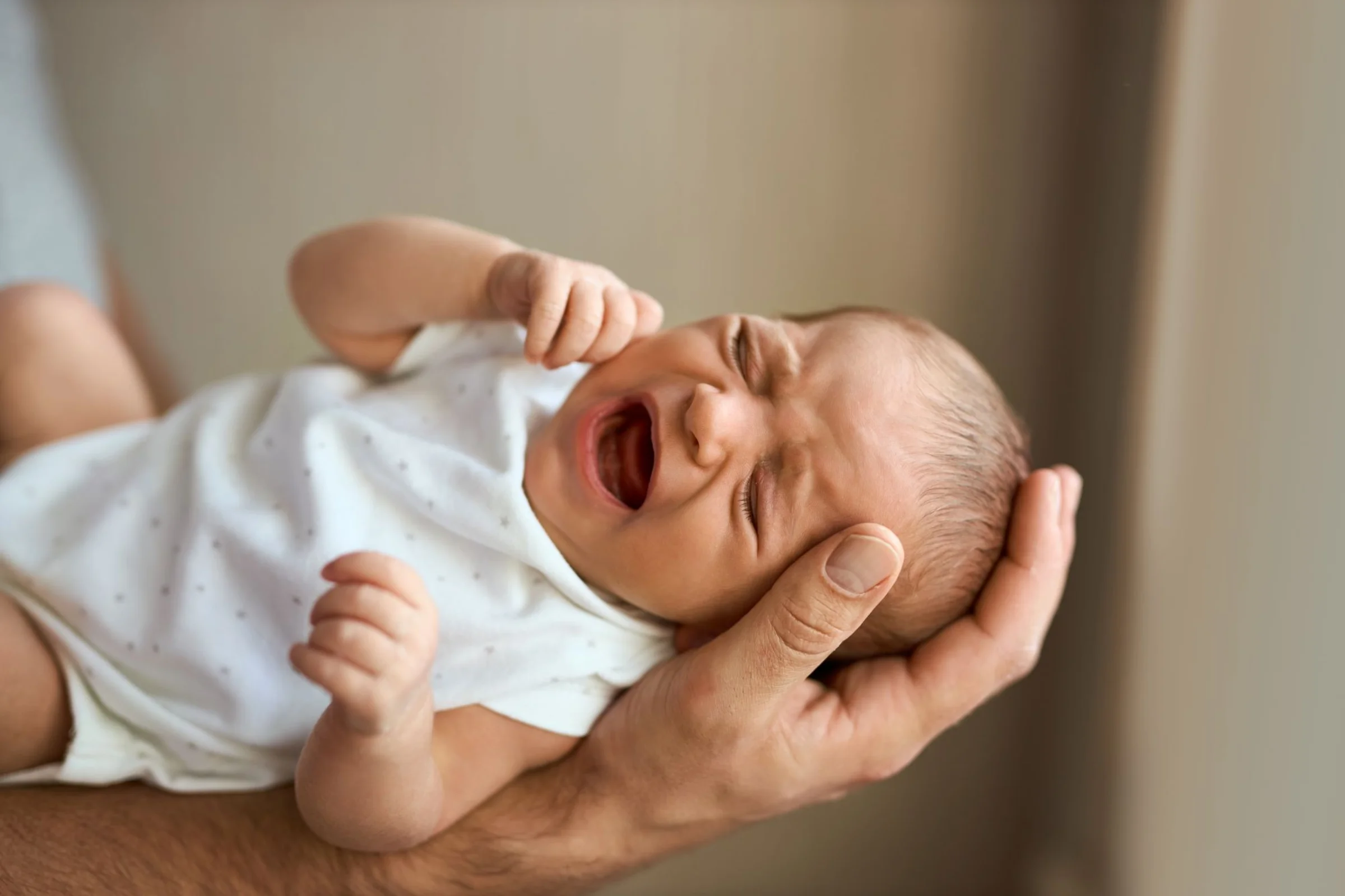 Witching Hour: Why Your Baby Cries Every Evening (0–3 Months)