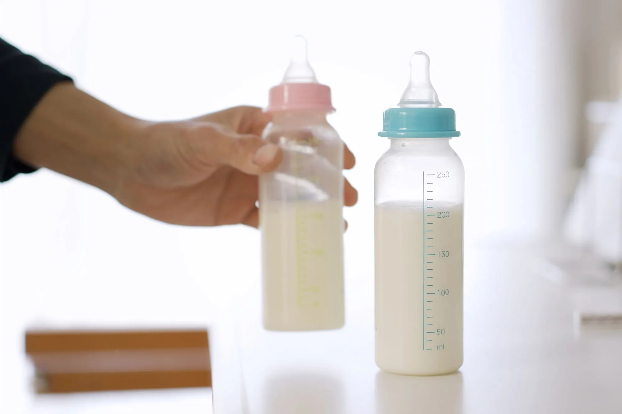 How Much Formula Does My Baby Need? Baby Formula Feeding