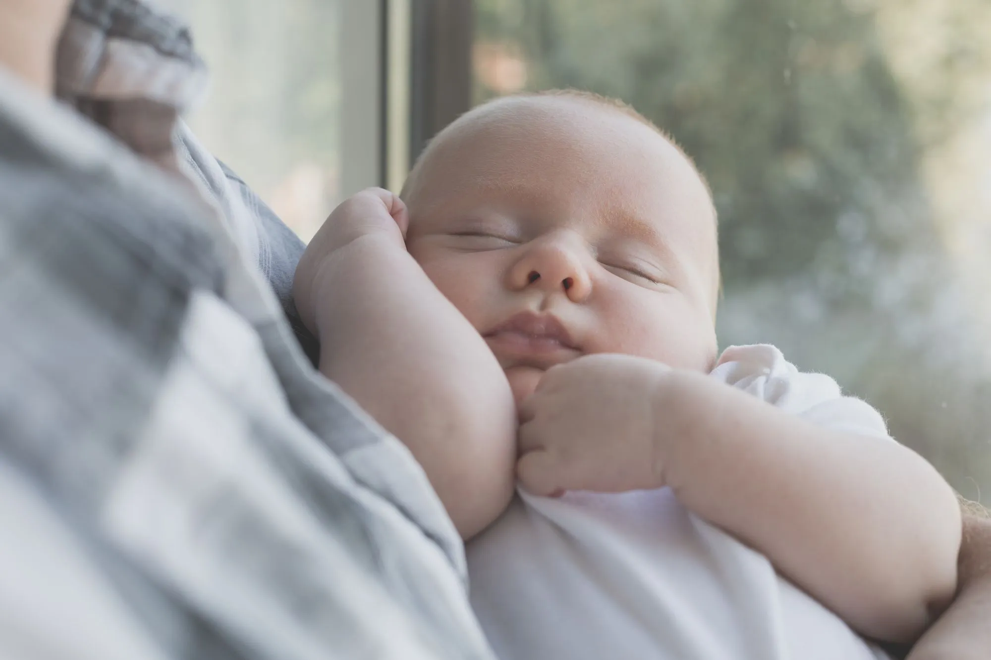 Baby Only Sleeps in My Arms | Help Your Newborn Baby Sleep in Their Bassinet or Cot